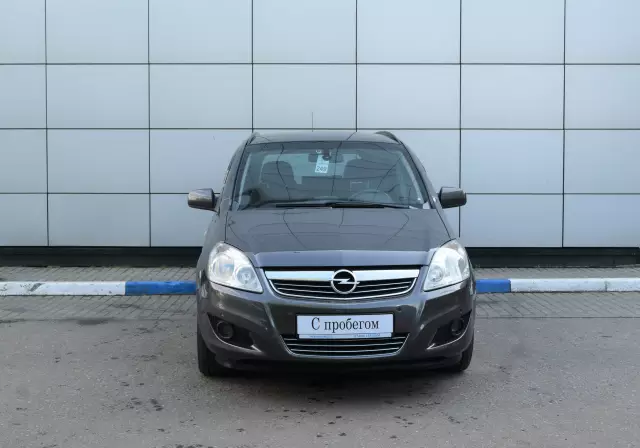 Opel Zafira 2011