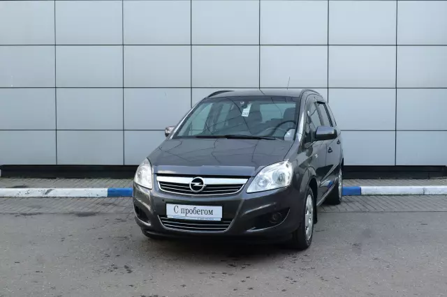 Opel Zafira 2011