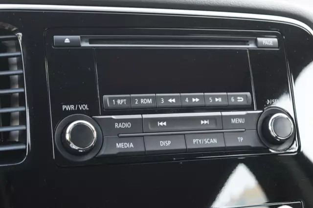Mitsubishi Outlander 2021