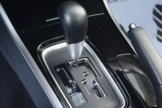 Mitsubishi Outlander 2021