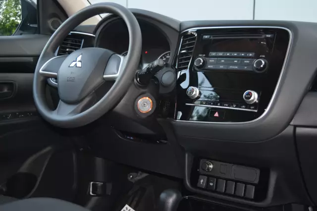 Mitsubishi Outlander 2021
