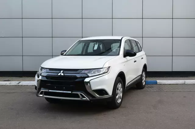 Mitsubishi Outlander 2021