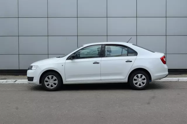 Skoda Rapid 2016