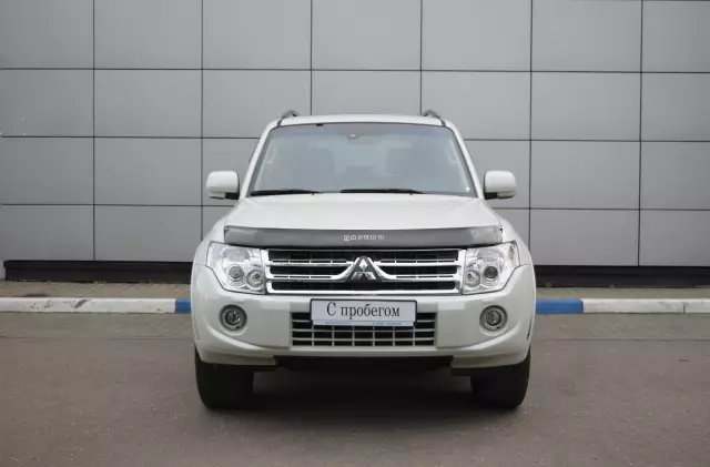 Mitsubishi Pajero 2014