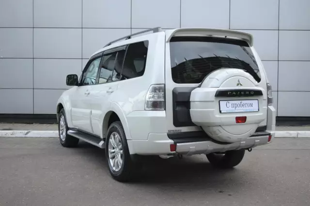 Mitsubishi Pajero 2014