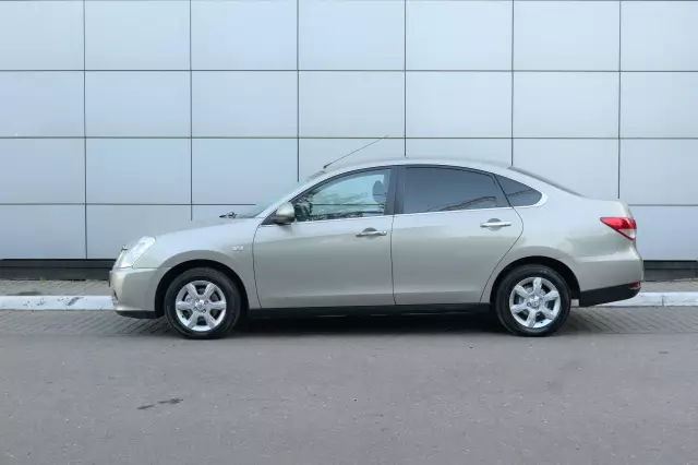 Nissan Almera 2013