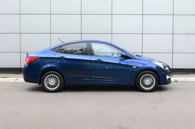 Hyundai Solaris 2014