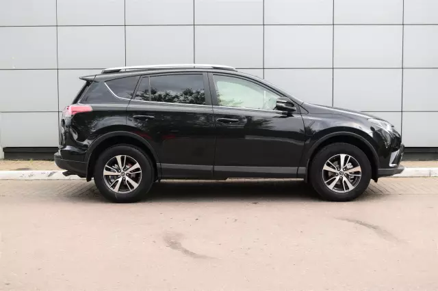 Toyota RAV4 2015