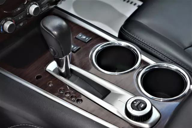 Nissan Pathfinder 2016