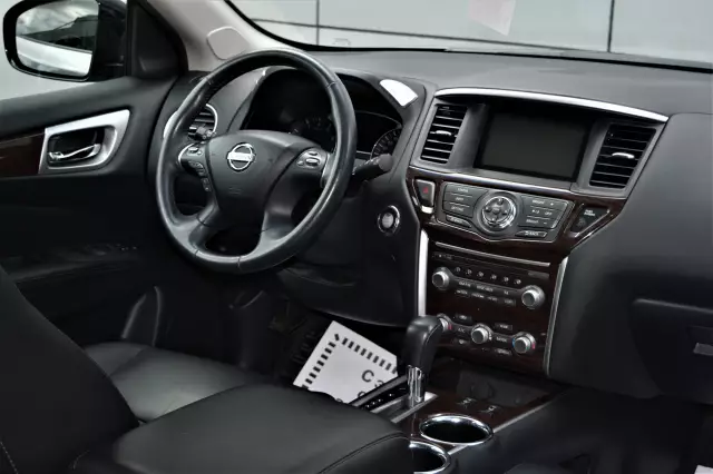 Nissan Pathfinder 2016