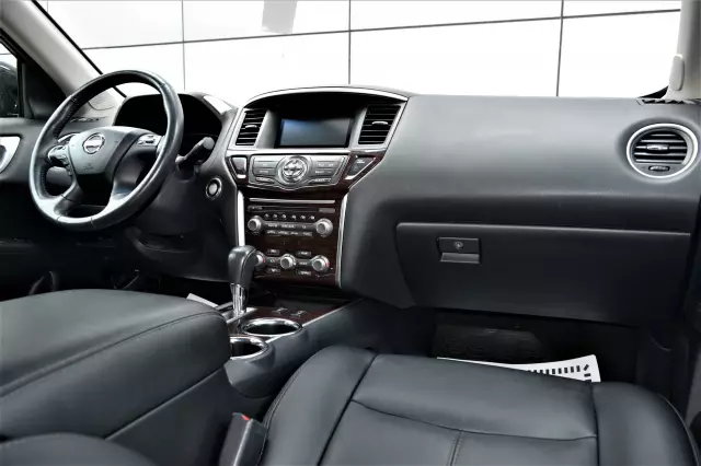 Nissan Pathfinder 2016