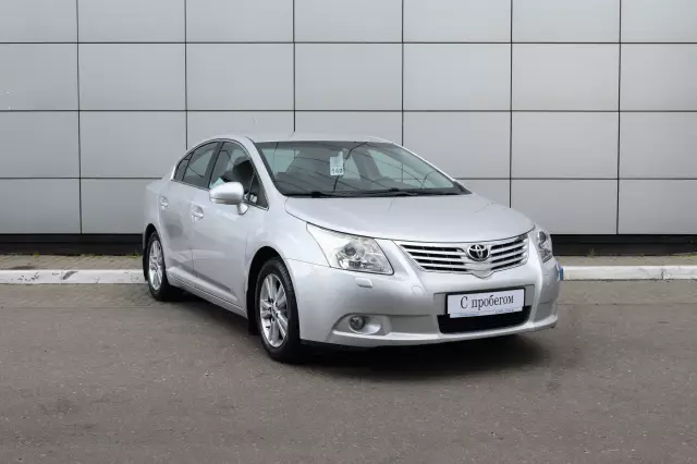Toyota Avensis 2010