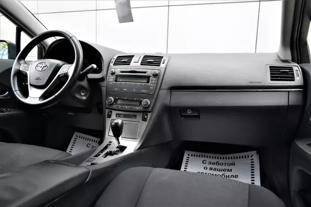 Toyota Avensis 2010