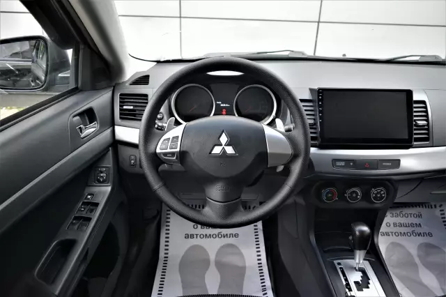 Mitsubishi Lancer 2011