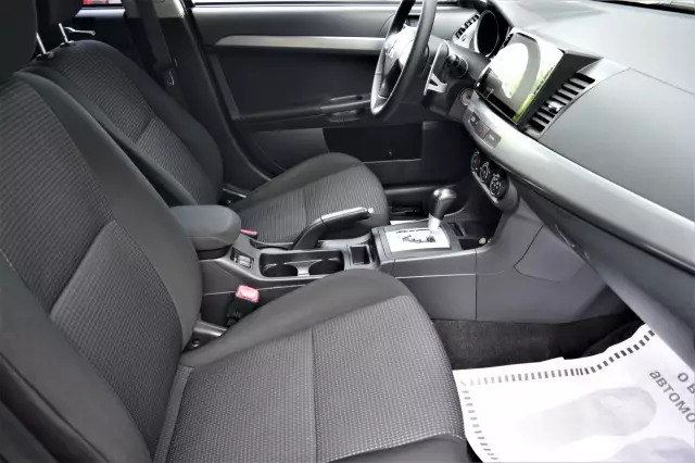 Mitsubishi Lancer 2011