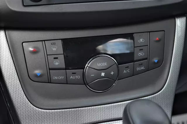 Nissan Sentra 2015