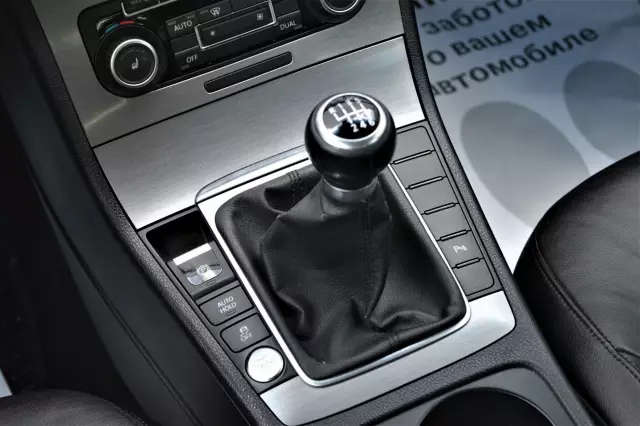 Volkswagen Passat 2011