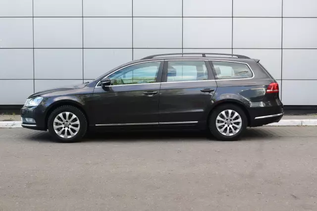 Volkswagen Passat 2011