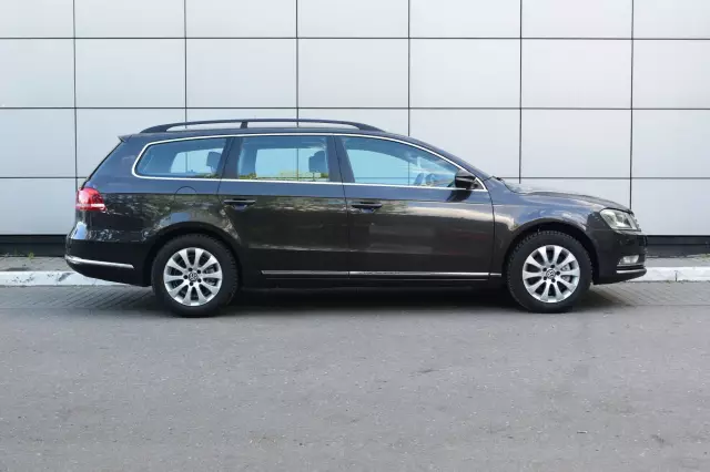 Volkswagen Passat 2011