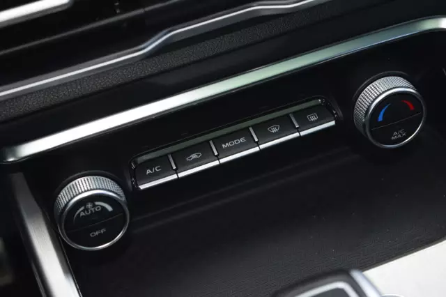 Geely Coolray 2020