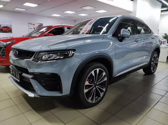 Geely Tugella 2021
