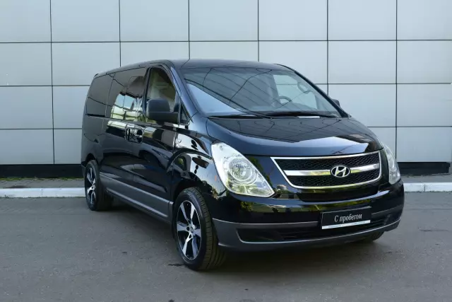 Hyundai Grand Starex 2012