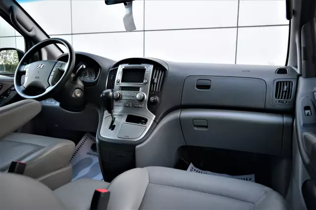 Hyundai Grand Starex 2012