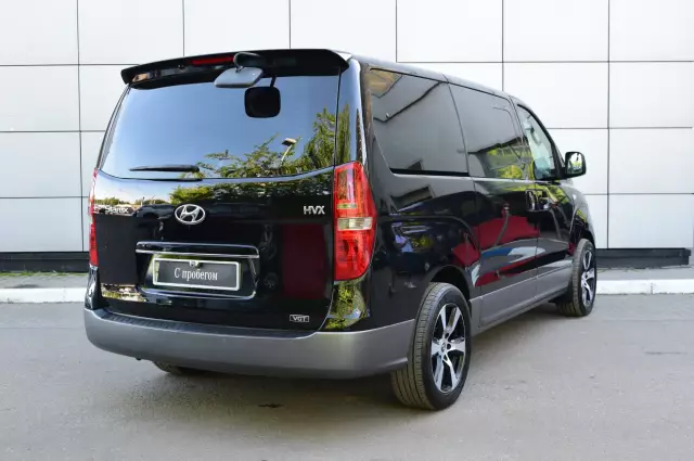 Hyundai Grand Starex 2012