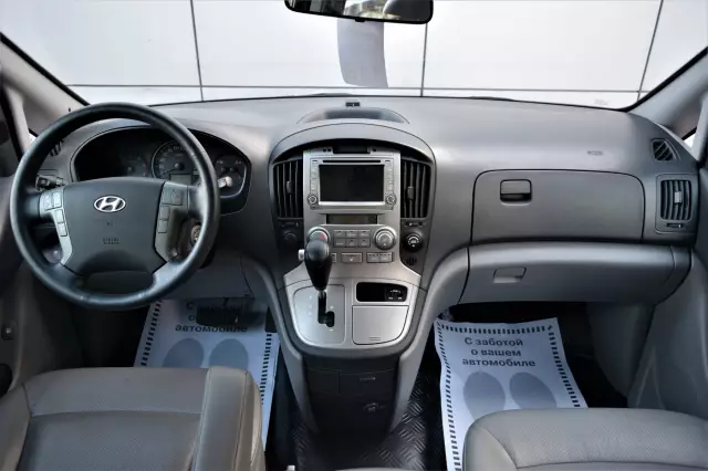 Hyundai Grand Starex 2012