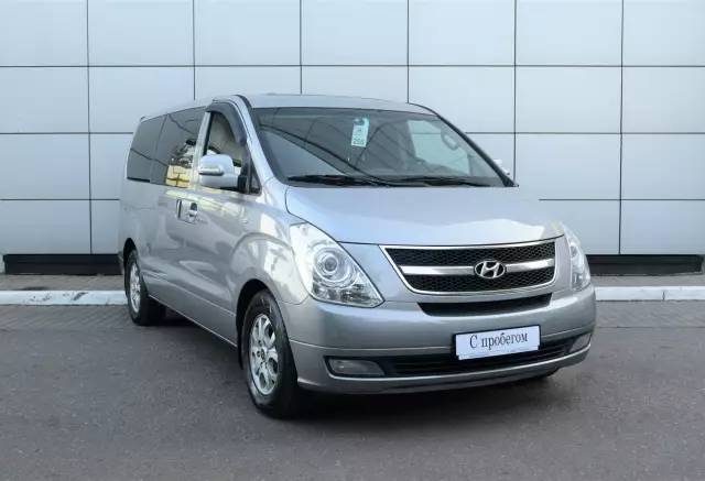 Hyundai Grand Starex 2011