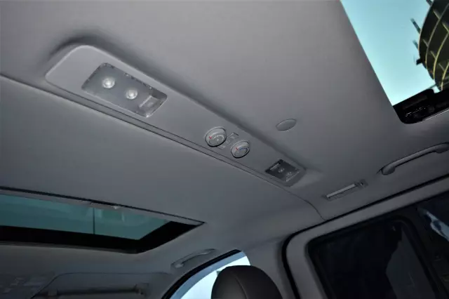 Hyundai Grand Starex 2011