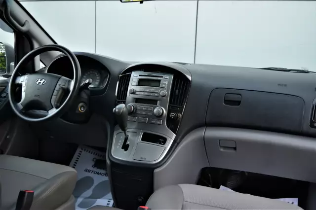 Hyundai Grand Starex 2011