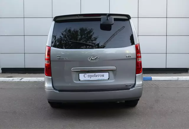 Hyundai Grand Starex 2011