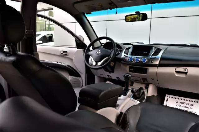 Mitsubishi L200 2008