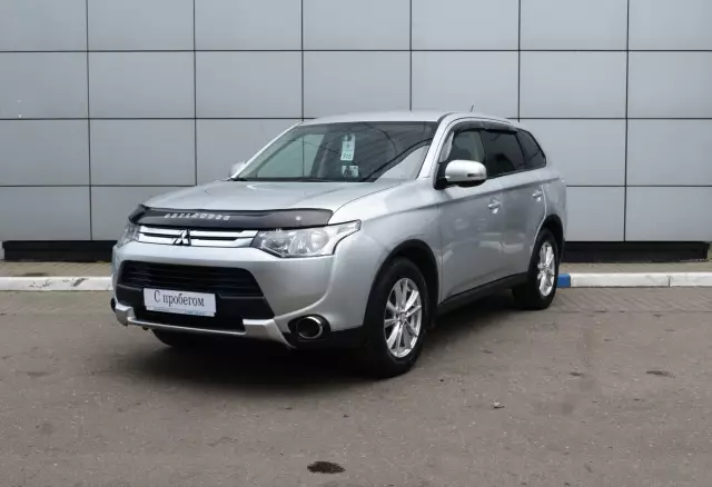 Mitsubishi Outlander 2014