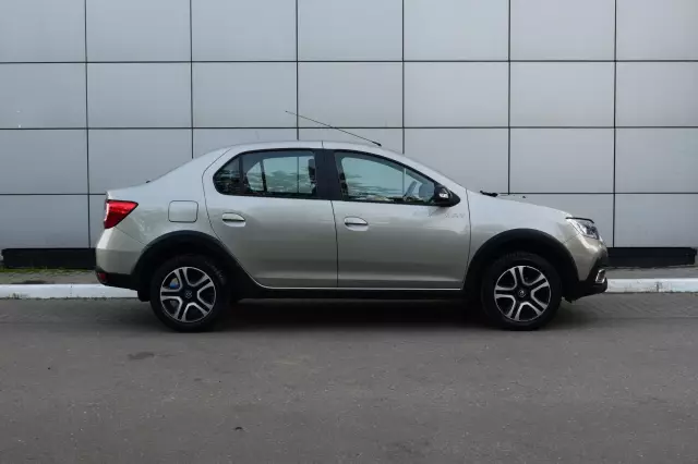 Renault Logan 2018