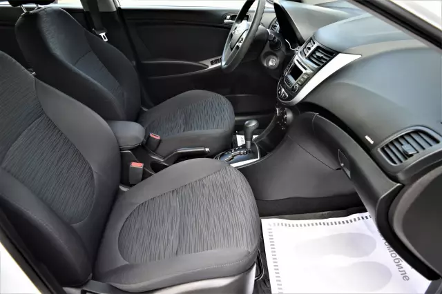 Hyundai Solaris 2015