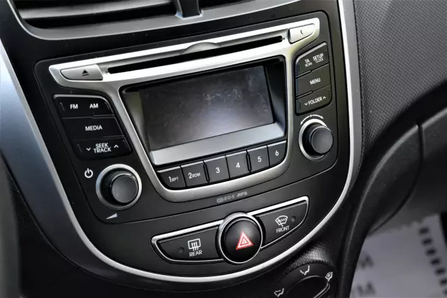 Hyundai Solaris 2015