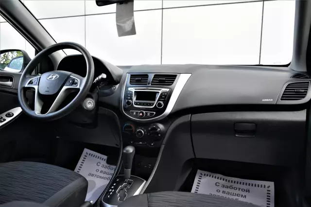 Hyundai Solaris 2015