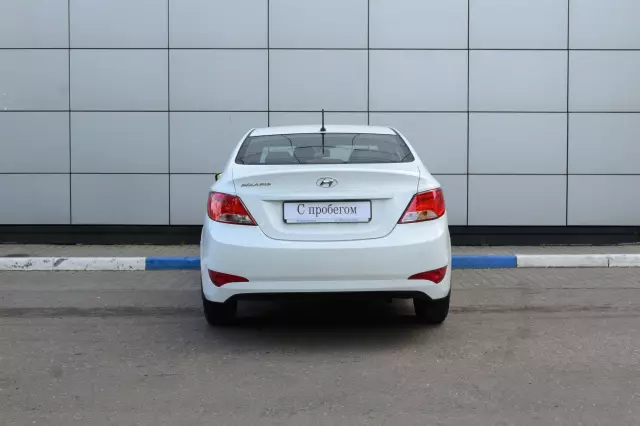 Hyundai Solaris 2015
