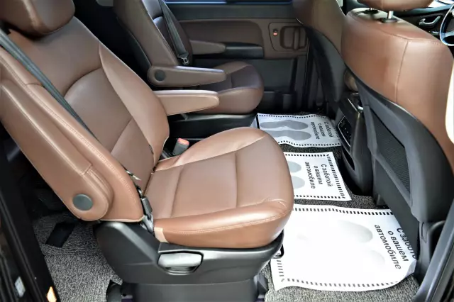 Hyundai Grand Starex 2018