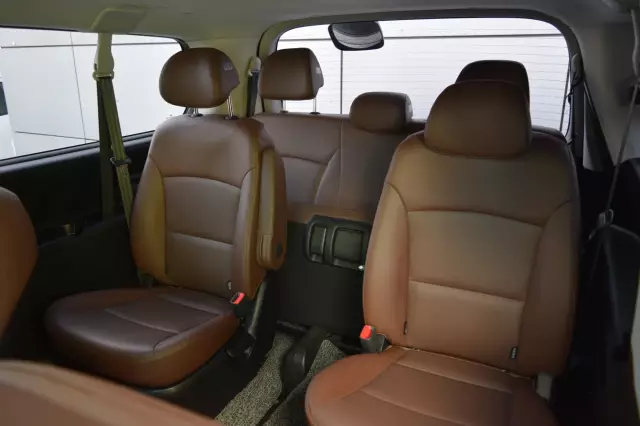 Hyundai Grand Starex 2018