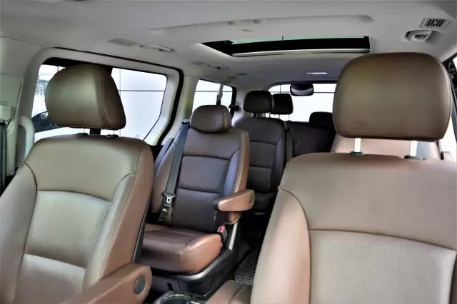 Hyundai Grand Starex 2018