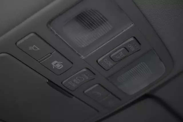 Hyundai Grand Starex 2018