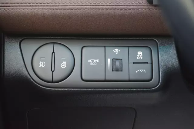 Hyundai Grand Starex 2018