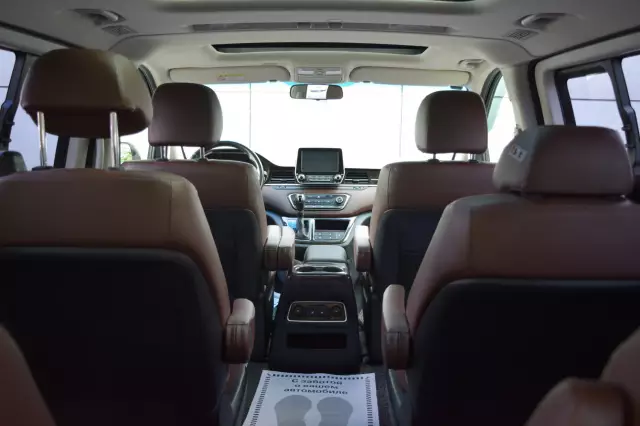 Hyundai Grand Starex 2018