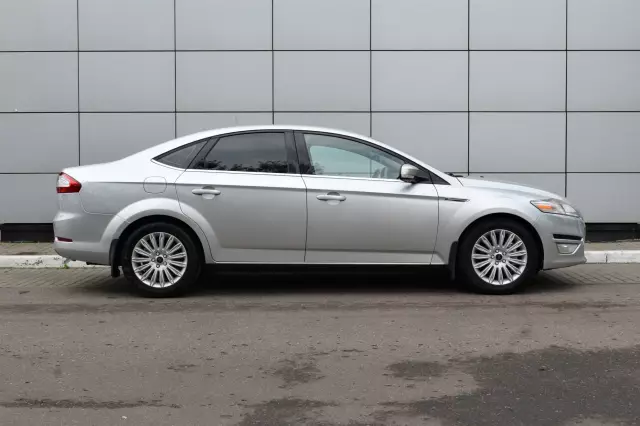 Ford Mondeo 2012