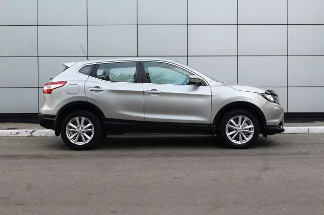 Nissan Qashqai 2014