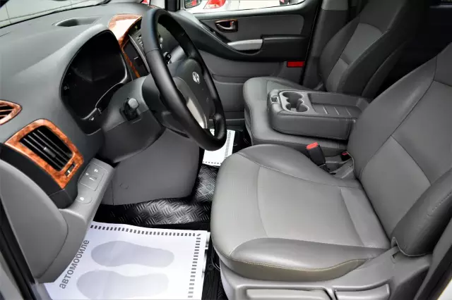 Hyundai Grand Starex 2010