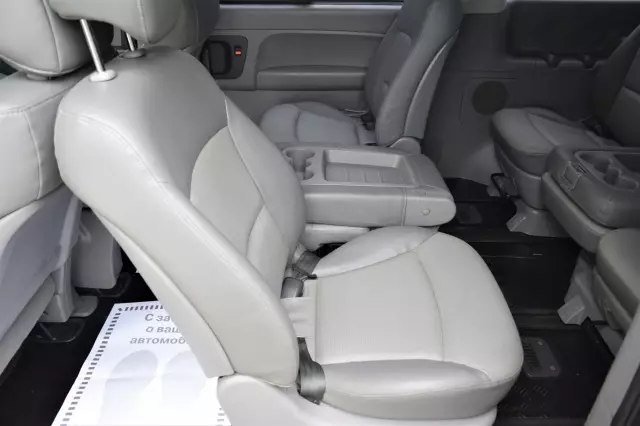 Hyundai Grand Starex 2010